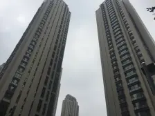 大都会满五唯一省个税,非开发商豪桦装修,万全有座