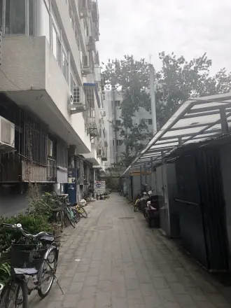 右安门内大街乙8号实景图
