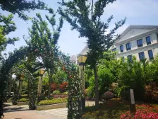 品质小区人车分流,外墙干挂大理石,环境优美