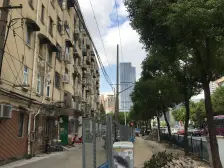 小陆家嘴地段,中间楼层,黄浦江双地铁口百米距离