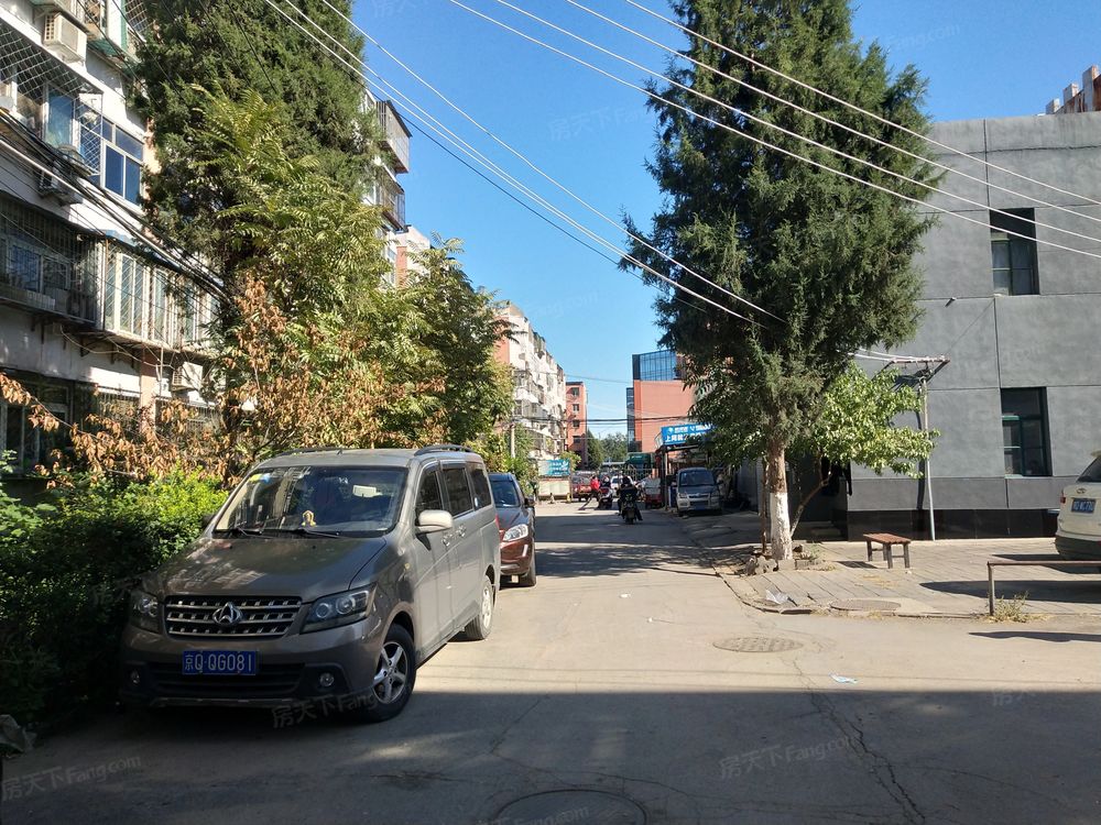 小区相关图