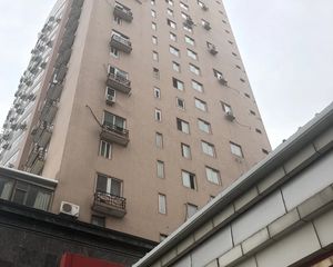 白纸坊陶然亭2001年小区有车位满五年急售