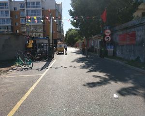 4号线公益西桥一室一厅落地窗精装修