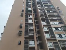 钓鱼嘴音乐半岛 正规毛坯两室 近轻轨出行方便