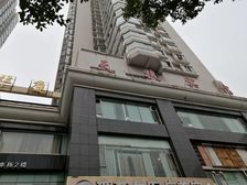 房已经出租,房东诚心出售,价格好谈,目前是130万