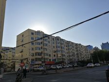 建成家园 96年建成可公积金贷 60米 房价可谈 地铁口