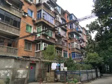 洪都大院六区 南北通透,采光好 视野好,诚心出售