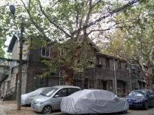 洪都大院六区 南北通透,采光好 装修好,环镜优美 视野好,诚心出售