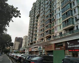 东城双地铁口盈彩美地实用4房单边位通风采光好诚心卖