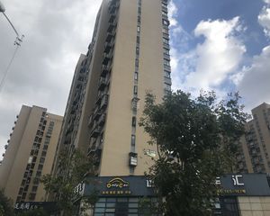 此房满两年购买此房无需缴纳增值税,户型房正