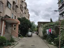 新上内环边上商品房一梯两户交通配套完善闹中取静