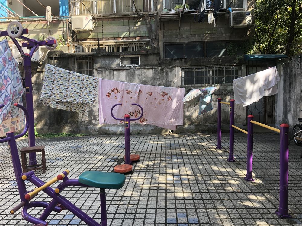 小区相关图
