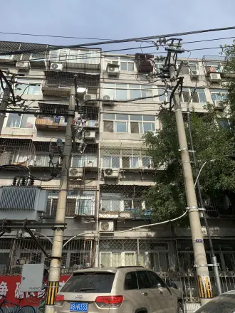 造甲街实景图