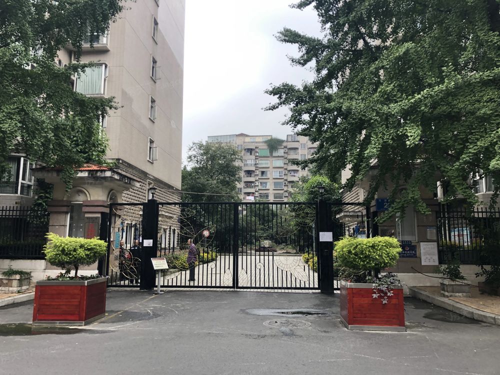 小区相关图