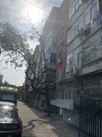 造甲街实景图