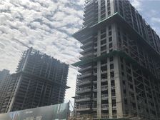 万郡一期28楼毛坯 有钥匙 随时看房