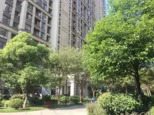 华润橡树湾 南北通透,采光好 装修好,环镜优美 周边匹套完善,,出行方便