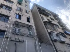 品质小区,环境优美,诚意出售,精装好房