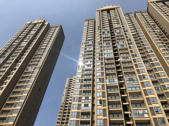 中建文华星城实景图