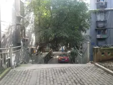 户型方正 交通便利 配套成熟 住家安静。