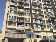 居家舒适,采光充足,出行便利,户型方正,小区环境好