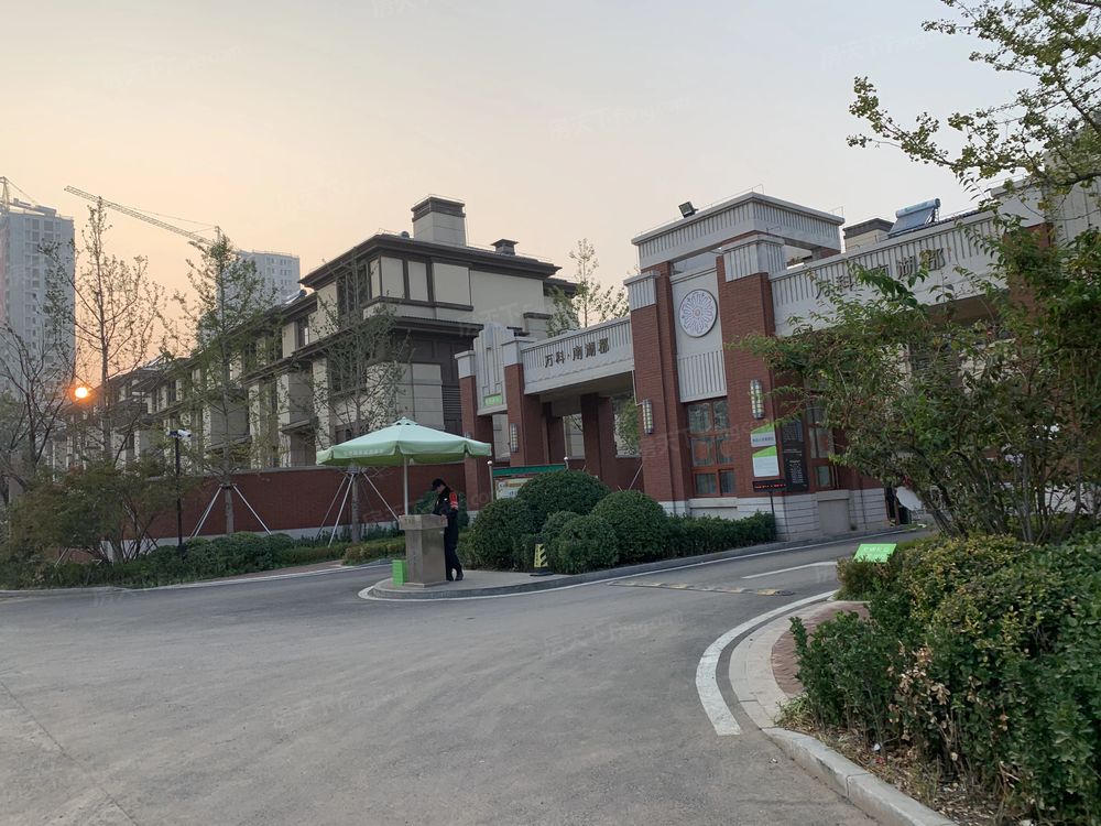 小区相关图