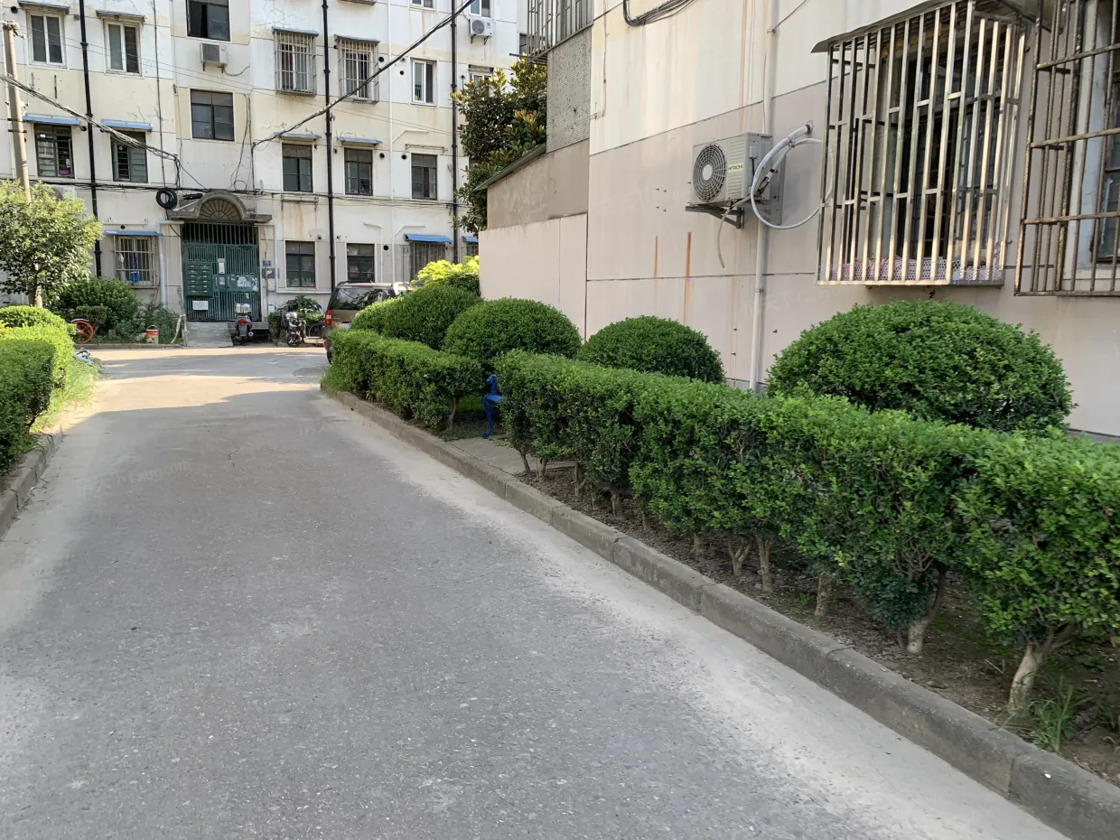 江桥二村一街坊