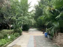 出门就是马王场轻轨站,配套成熟,业主诚心出售