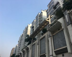 鸿业新天地和苑2室1厅北