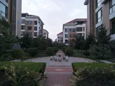 金海岸二期南北通透大三居,户型方正,封闭小区