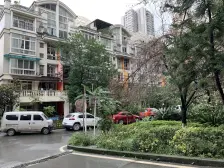 精装下叠 带60平花园 2车位 你的花园大house