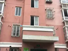 外冈新苑 5室3厅 南 北