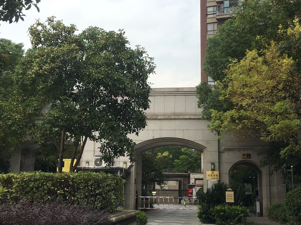 小区相关图
