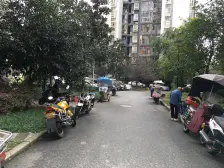 曾家 麒雅中央花园B区三房50万