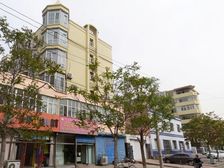 交通便利 配套齐全 采光好 房东诚心出售