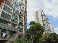 南北二房,满五年且一套 近康桥大润发 18号康桥站,双卫户型