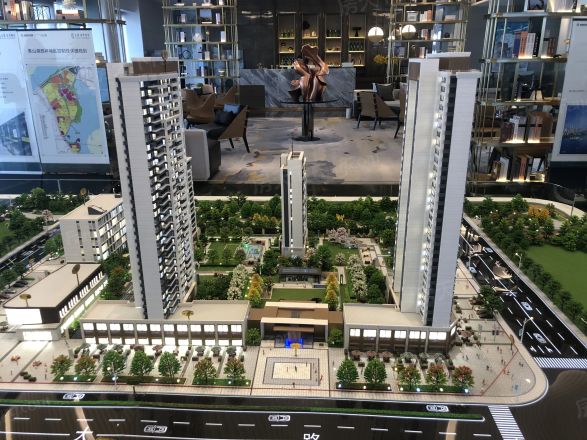 金投铂翠中央实景图