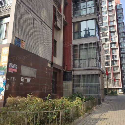  �ɻ���Ժ3��1��1���ϱ�����1300.00Ԫ/�³��� 