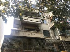内环内正规复式,二层4房2卫全明,一梯两户,车位足