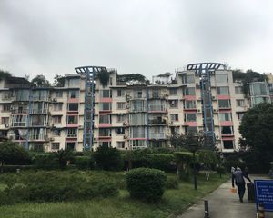 河畔华苑二期1室1厅东