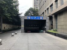 华宇蓉国府1室1厅西