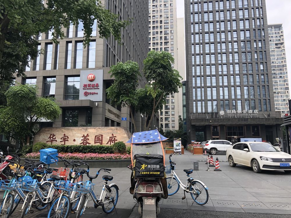 小区相关图
