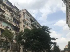 新上电梯精装修一房!业主因工作调动原因,诚意出售,看房有密码