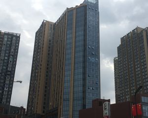 鼎城上都1室1厅东南