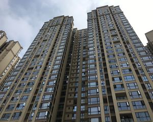 保利玫瑰花语3室1厅东北