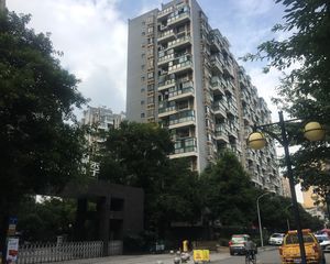华宇阳光四季3室2厅东南