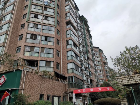 水漪袅铜实景图