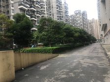 东立国际广场3室2厅东南