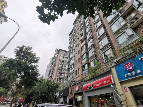 水漪袅铜实景图