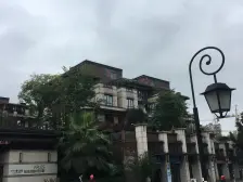 次新小区,离轻轨近550米,近商圈,下叠带前后花园